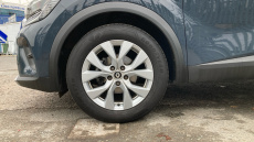 Renault Captur 1.3 TCE 140 Iconic 5dr Petrol Hatchback